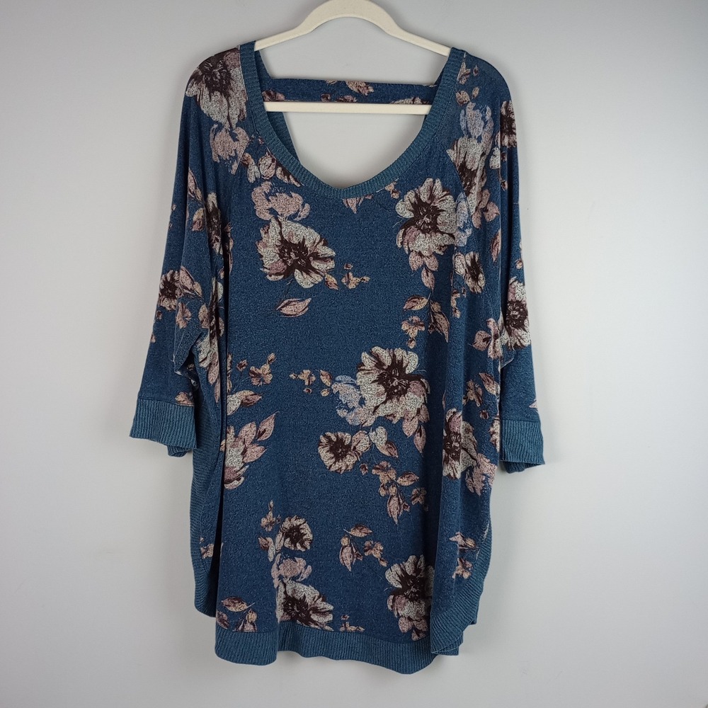 Maurices Womens 4X Blue Floral Strappy Back Knit Casual Soft Long Sleeve Blouse